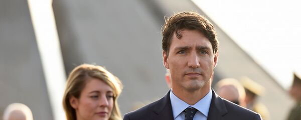 Премьер-министр Канады Джастин Трюдо посетил мемориальный комплекс Цицернакаберд (13 октября 2018). Еревaн Премьер-министр Канады Джастин Трюдо посетил мемориальный комплекс Цицернакаберд (13 октября 2018). Еревaн - Sputnik Արմենիա