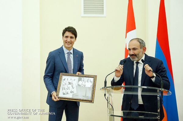 Официальный ужин в честь официального визита Джастина Трюдо в Армению в резиденции премьер-министра Армении (12 октября 2018). Еревaн - Sputnik Армения