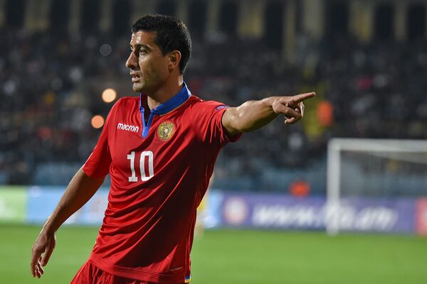 Կապառոսի նորամուտը. ովքե՞ր կարող են խաղալ Հայաստանի ազգային հավաքականում Կապառոսի նորամուտը. ովքե՞ր կարող են խաղալ Հայաստանի ազգային հավաքականում - Sputnik Արմենիա