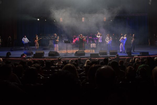 Концерт Эмира Кустурицы в Ереване. 25.12.2015 - Sputnik Армения