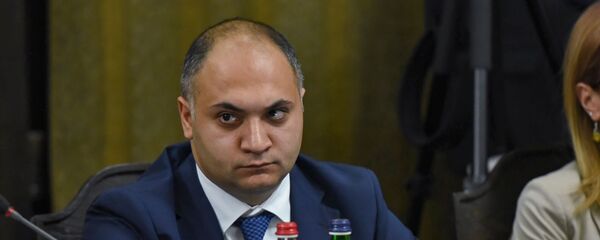 Министр сельского хозяйства Гегам Геворкян на заседании Правительства Армении (16 октября 2018). Еревaн - Sputnik Армения