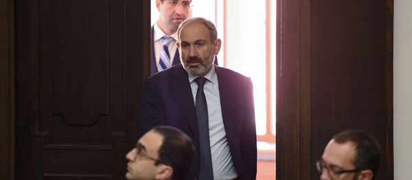 Премьер-министр Никол Пашинян на заседании Правительства Армении (16 октября 2018). Еревaн - Sputnik Армения