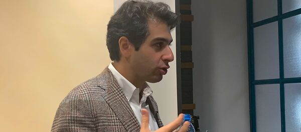 Пресс-конференция дирижера Государственного симфонического оркестра Армении Сергея Смбатяна (16 октября 2018). Еревaн - Sputnik Արմենիա