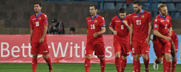 Футбольный матч Лиги Наций УЕФА между сборными Армении и Македонии (16 октября 2018). Еревaн Футбольный матч Лиги Наций УЕФА между сборными Армении и Македонии (16 октября 2018). Еревaн - Sputnik Армения