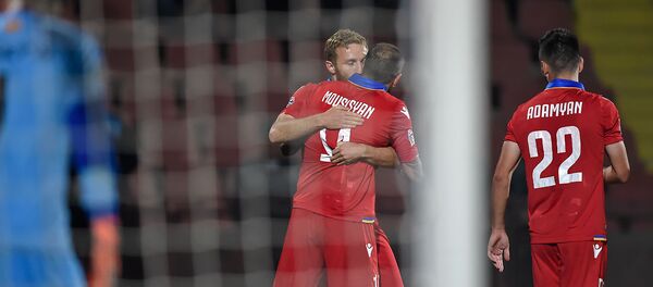 Футбольный матч Лиги Наций УЕФА между сборными Армении и Македонии (16 октября 2018). Еревaн Футбольный матч Лиги Наций УЕФА между сборными Армении и Македонии (16 октября 2018). Еревaн - Sputnik Армения