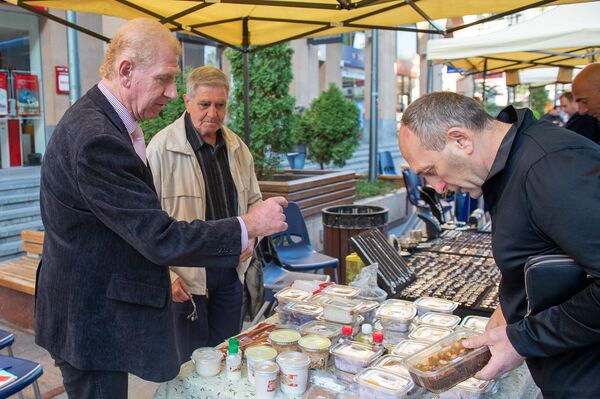 О чем сигналит фалафель: шутка Пашиняна и обещание уже не сирийским армянам - Sputnik Армения