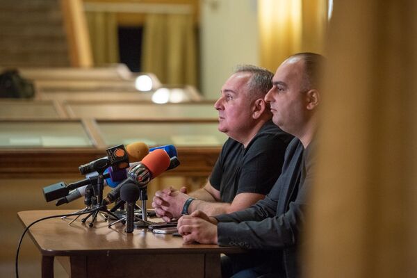 Драма вокруг русского драмтеатра в Армении, или Как появился неприятный осадочек - Sputnik Армения