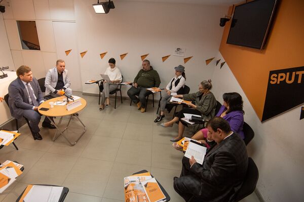 Уникальный проект SputnikPro: журналисты устроили мозговой штурм в режиме онлайн - Sputnik Армения