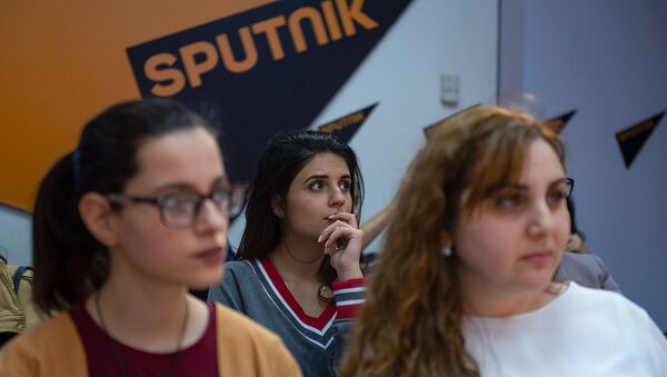 Мастер-класс с участием руководителей пресс-центров Армении в мультимедийном пресс-центре Sputnik Армения в рамках нового модуля образовательной программы SputnikPro (18 октября 2018). Еревaн - Sputnik Արմենիա