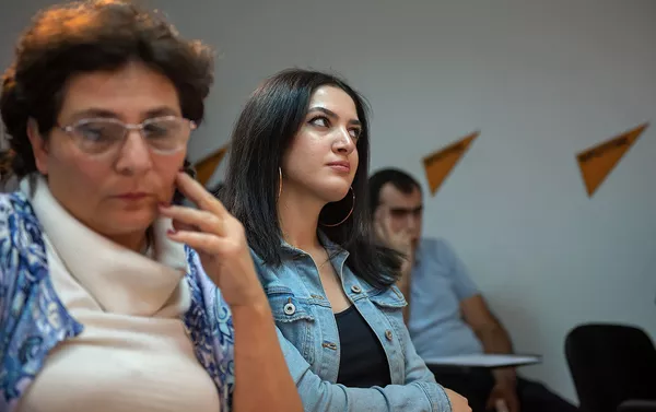 Мастер-класс с участием руководителей пресс-центров Армении в мультимедийном пресс-центре Sputnik Армения в рамках нового модуля образовательной программы SputnikPro (18 октября 2018). Еревaн Мастер-класс с участием руководителей пресс-центров Армении в мультимедийном пресс-центре Sputnik Армения в рамках нового модуля образовательной программы SputnikPro (18 октября 2018). Еревaн - Sputnik Армения