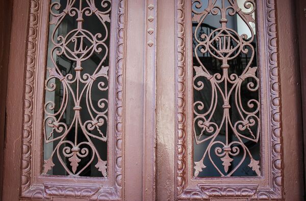 Где хранится ключ к сердцу Ованнеса Туманяна, или Тифлисская гавань армянского поэта - Sputnik Армения