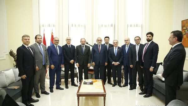 Никол Пашинян встретился с представителями традиционных армянских партий Ливана - Sputnik Արմենիա