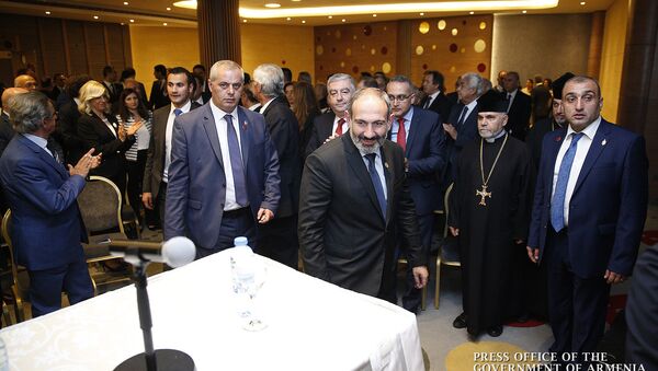 Встреча и.о. премьер-министра Армении Никола Пашиняна с представителями армянской общины Ливана - Sputnik Армения