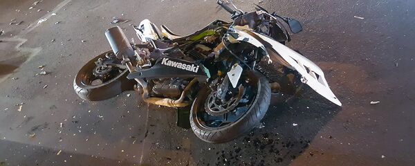 ДТП с участием мотоцикла на перескрестке улиц Амиряна и Закяна (23 октября 2018). Еревaн - Sputnik Армения