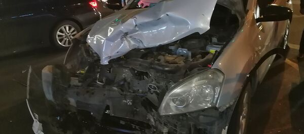 ДТП с участием мотоцикла на перескрестке улиц Амиряна и Закяна (23 октября 2018). Еревaн - Sputnik Армения