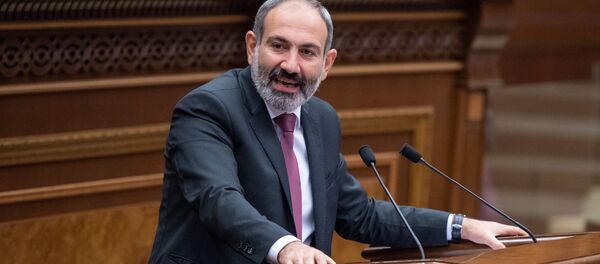 Врио премьер-министра Никол Пашинян на внеочередном заседании Парламента Армении (24 октября 2018). Еревaн - Sputnik Արմենիա