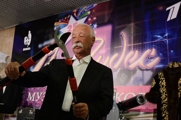 Ведущий телеигры Поле Чудес Леонид Якубович - Sputnik Армения