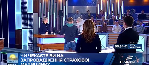 Перепалка экс-министра и главы общественной организации в прямом эфире - Sputnik Армения