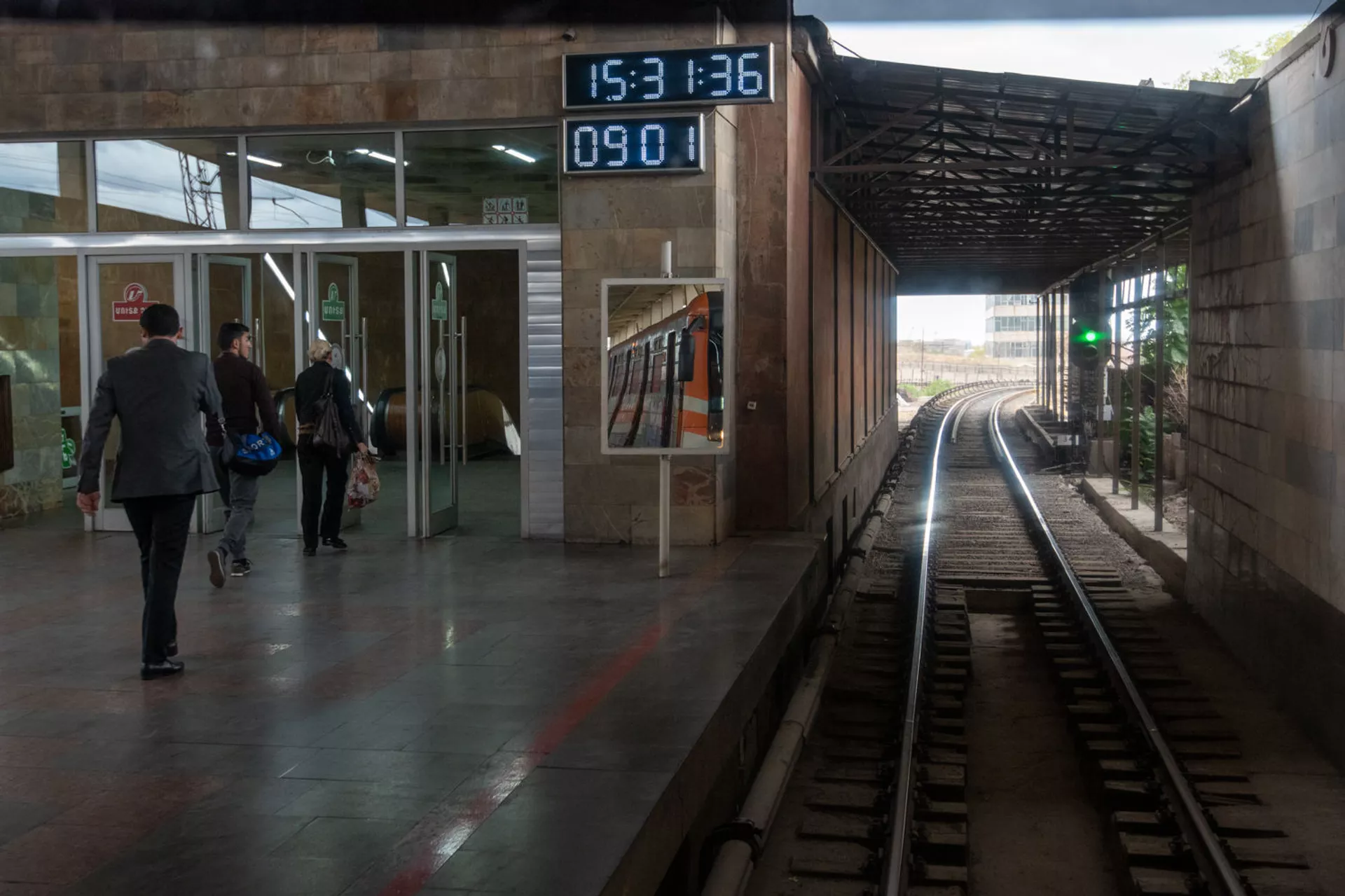 Ереванскому метрополитену – 40 лет, или Что роднит Армению и Швейцарию Ереванскому метрополитену – 40 лет, или Что роднит Армению и Швейцарию - Sputnik Армения, 1920, 07.03.2021