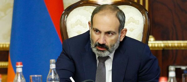 И.о. премьер-министра Никол Пашинян провел совещание с главами финансового блока Правительства (25 октября 2018). Еревaн - Sputnik Արմենիա
