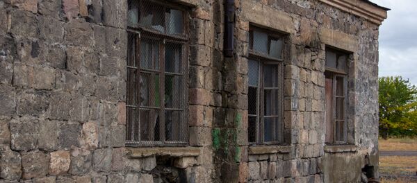 Средняя школа имени Тиграна Меца села Птхунк Средняя школа имени Тиграна Меца села Птхунк - Sputnik Արմենիա