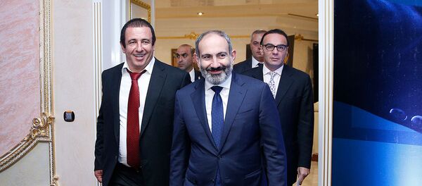 И.о. премьер-министра Армении Никол Пашинян принял участие в конференции Инвестиции и торговля (26 октября 2018). Еревaн - Sputnik Армения