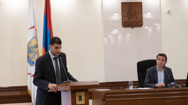 Первый заместитель мэра Еревана Грачья Саркисян - Sputnik Армения