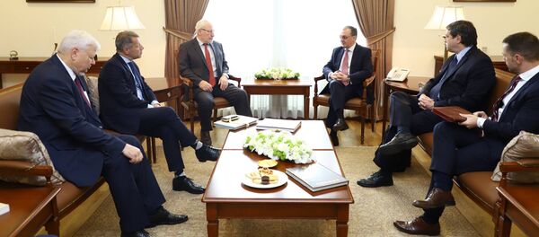 Встреча и.о. министра иностранных дел Зограба Мнацаканяна с сопредседателями МГ ОБСЕ (29 октября 2018) Ереван - Sputnik Армения