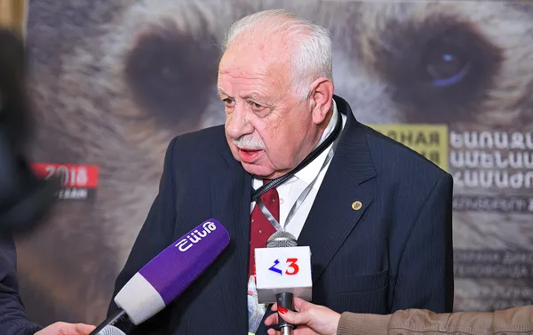 Президент ЕАРАЗА, Председатель Совета по координации деятельности зоопарков РФ, академик Владимир Спицин на международной конференции евразийских зоологических садов и аквариумов (29 октября 2018). Ереван Президент ЕАРАЗА, Председатель Совета по координации деятельности зоопарков РФ, академик Владимир Спицин на международной конференции евразийских зоологических садов и аквариумов (29 октября 2018). Ереван - Sputnik Армения