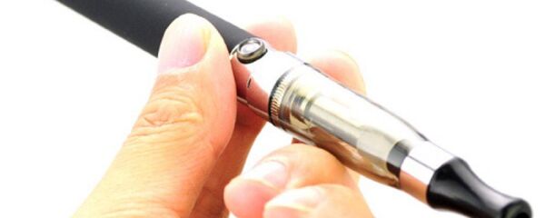 Электронная сигарета Электронная сигарета - Sputnik Արմենիա