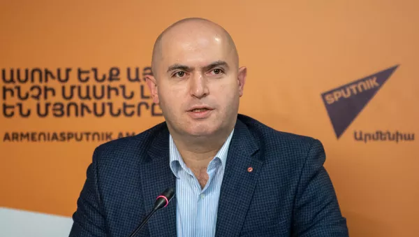 Армен Ашотян (30 октября 2018). Ереван - Sputnik Армения