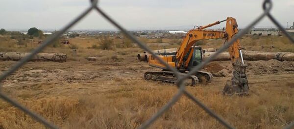 Демонтаж трубопровода на заводе Наирит Демонтаж трубопровода на заводе Наирит - Sputnik Армения