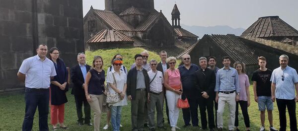 Окредитованные послы около двух десятков стран посетили Республику Армения Окредитованные послы около двух десятков стран посетили Республику Армения - Sputnik Армения