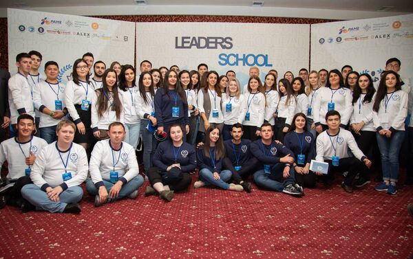 Участники Школы молодых лидеров СНГ - Sputnik Армения