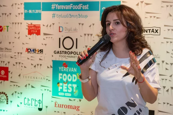 Гастро-шок и не только: чем Армения блеснет на Yerevan Food Fest Гастро-шок и не только: чем Армения блеснет на Yerevan Food Fest - Sputnik Армения