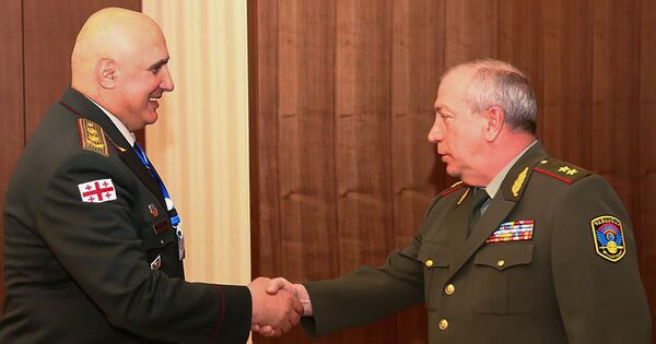 Начальник ГШ ВС Грузии и заместитель начальника ГШ ВС Армении Энрико Априамов Начальник ГШ ВС Грузии и заместитель начальника ГШ ВС Армении Энрико Априамов - Sputnik Արմենիա