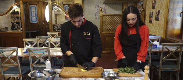 Հյուր շեֆ-խոհարարին. ինչպես պատրաստել «Արքա Տիգրան» - Sputnik Արմենիա