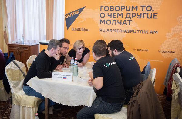 Чемпионат мира по Что? Где? Когда?  развивает интеллектуальный туризм в Армении - Sputnik Армения