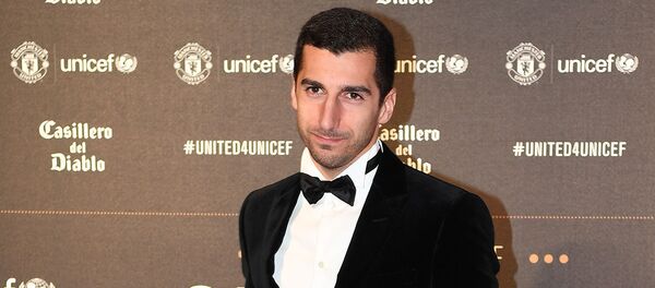 Армянский полузащитник «Манчестер Юнайтед» Генрих Мхитарян Армянский полузащитник «Манчестер Юнайтед» Генрих Мхитарян - Sputnik Армения