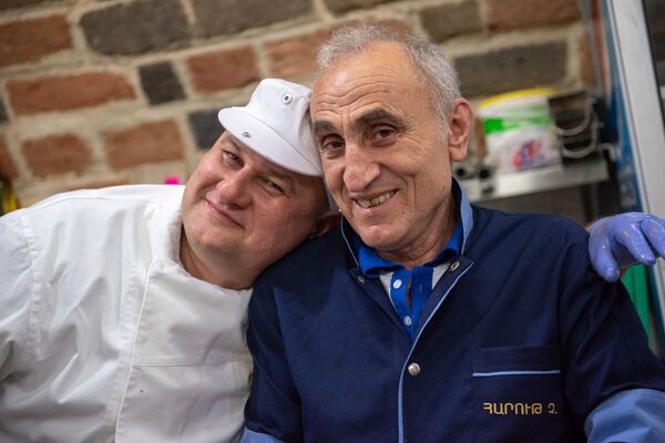 Армяне – феноменальный народ, они держат свою кухню в секрете: российский шеф возмущен - Sputnik Армения