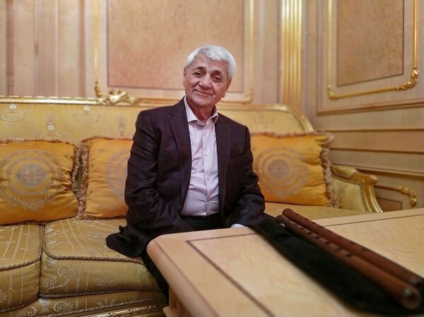 Ջիվան, սա աղոթք է, ոչ թե նվագ. ինչ են արել Սարոյանն ու Ստալինը դուդուկահարի ելույթից հետո  - Sputnik Արմենիա