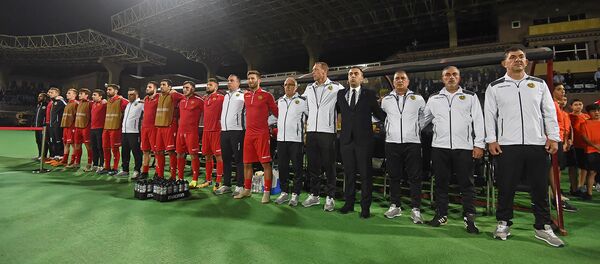 Тренерский состав и запасные сборной Армении по футболу на матче Лиги Наций УЕФА Армения - Македония (16 октября 2018). Еревaн - Sputnik Армения