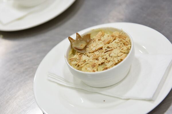 Թավշյա էր, դարձավ գաստրոնոմիական. Yerevan Food Fest–ի «հեղափոխական» ավարտը Թավշյա էր, դարձավ գաստրոնոմիական. Yerevan Food Fest–ի «հեղափոխական» ավարտը - Sputnik Արմենիա