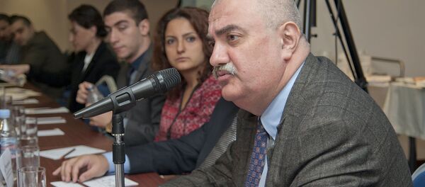 Глава исследовательско-аналитической общественной организации Интеграция и развитие, член Евразийского экспертного клуба Арам Сафарян. Глава исследовательско-аналитической общественной организации Интеграция и развитие, член Евразийского экспертного клуба Арам Сафарян. - Sputnik Արմենիա