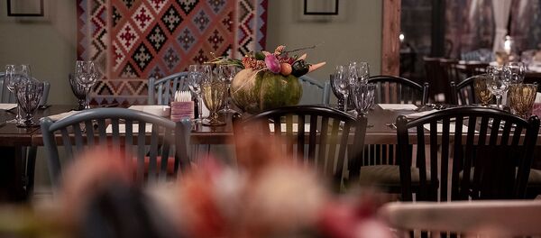 Интерьер ресторана Yasaman - Sputnik Արմենիա