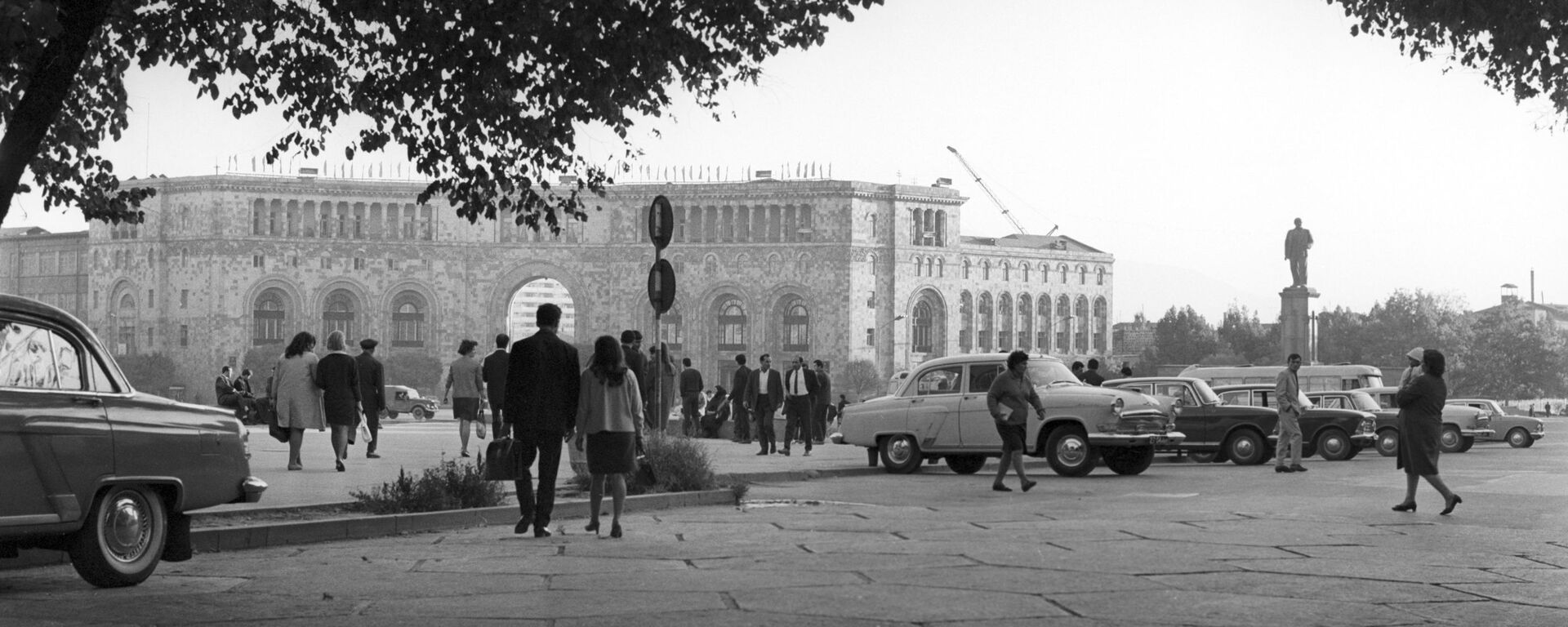 Площадь Ленина в Ереване - Sputnik Արմենիա, 1920, 16.04.2021