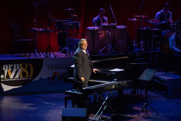 Концерт Артуро Сандоваля в Ереванe - Sputnik Армения