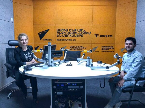 Стильный подарок Пашиняну и не только ему - армянский дизайнер интригует - Sputnik Армения