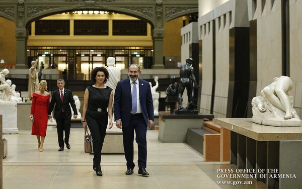 И.о. премьер-министра Армении Никол Пашинян с супругой Анной Акопян посетили с рабочим визитом Францию (10 ноября 2018). Париж - Sputnik Армения