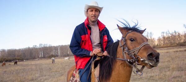 Мартунинский коневод Тигран Багишджанян Мартунинский коневод Тигран Багишджанян - Sputnik Армения